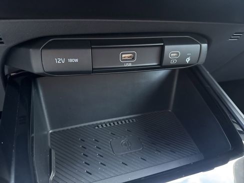 New 2026 Kia Niro EX image 5