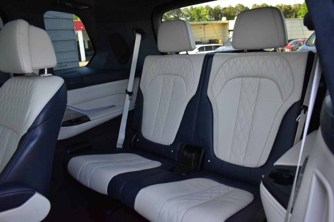 Used 2019 BMW X7 xDrive40i w/ Premium Package AWD/4WD image 32