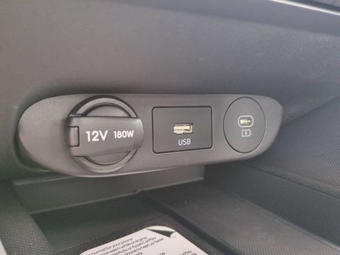 New 2026 Hyundai Elantra Limited FWD image 26