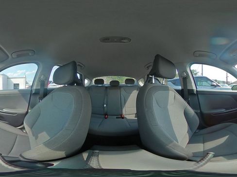 Used 2025 Kia K4 FWD image 42