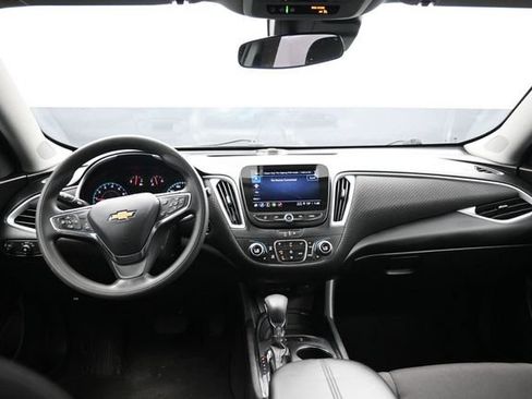 Used 2023 Chevrolet Malibu LT w/ Driver Confidence Package FWD image 24