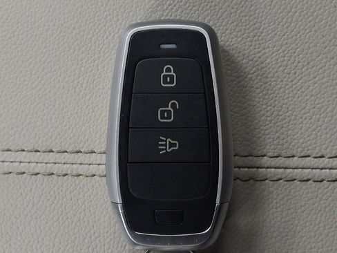 Used 2022 Hyundai Tucson SEL w/ Convenience Package FWD image 32