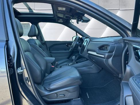 Used 2025 Subaru Forester Limited image 13