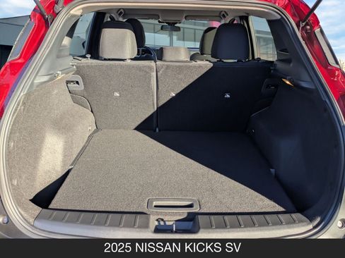 Certified 2025 Nissan Kicks SV image 21