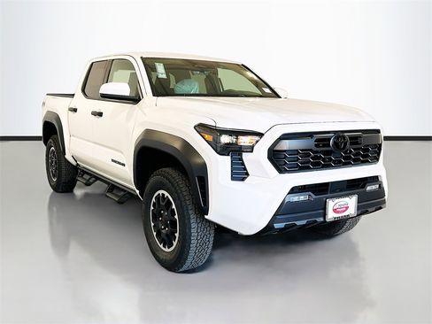 New 2025 Toyota Tacoma TRD Off-Road image 3