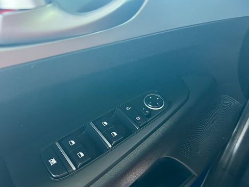 Used 2023 Kia Forte LXS image 18