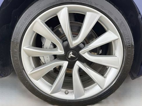 Used 2018 Tesla Model 3 Long Range RWD image 29