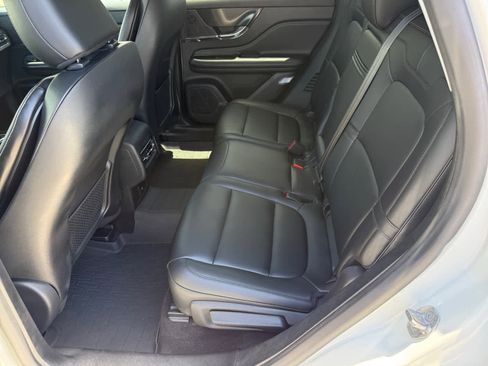 Used 2021 Lincoln Corsair AWD w/ Equipment Group 101A image 11