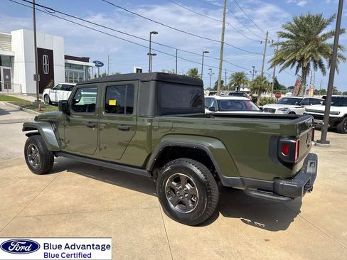 Used 2022 Jeep Gladiator Sport AWD/4WD image 8
