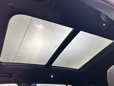 New 2025 Jeep Grand Cherokee Limited image 31