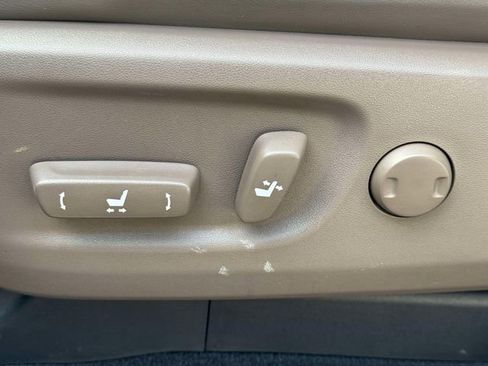 Certified 2023 Lexus GX 460 Premium w/ Premium Package AWD/4WD image 23