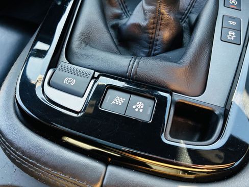 Used 2016 Jaguar F-TYPE S image 29