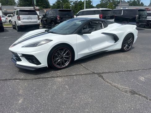 Used 2024 Chevrolet Corvette Stingray Premium Conv w/ Z51 Performance Package RWD image 19
