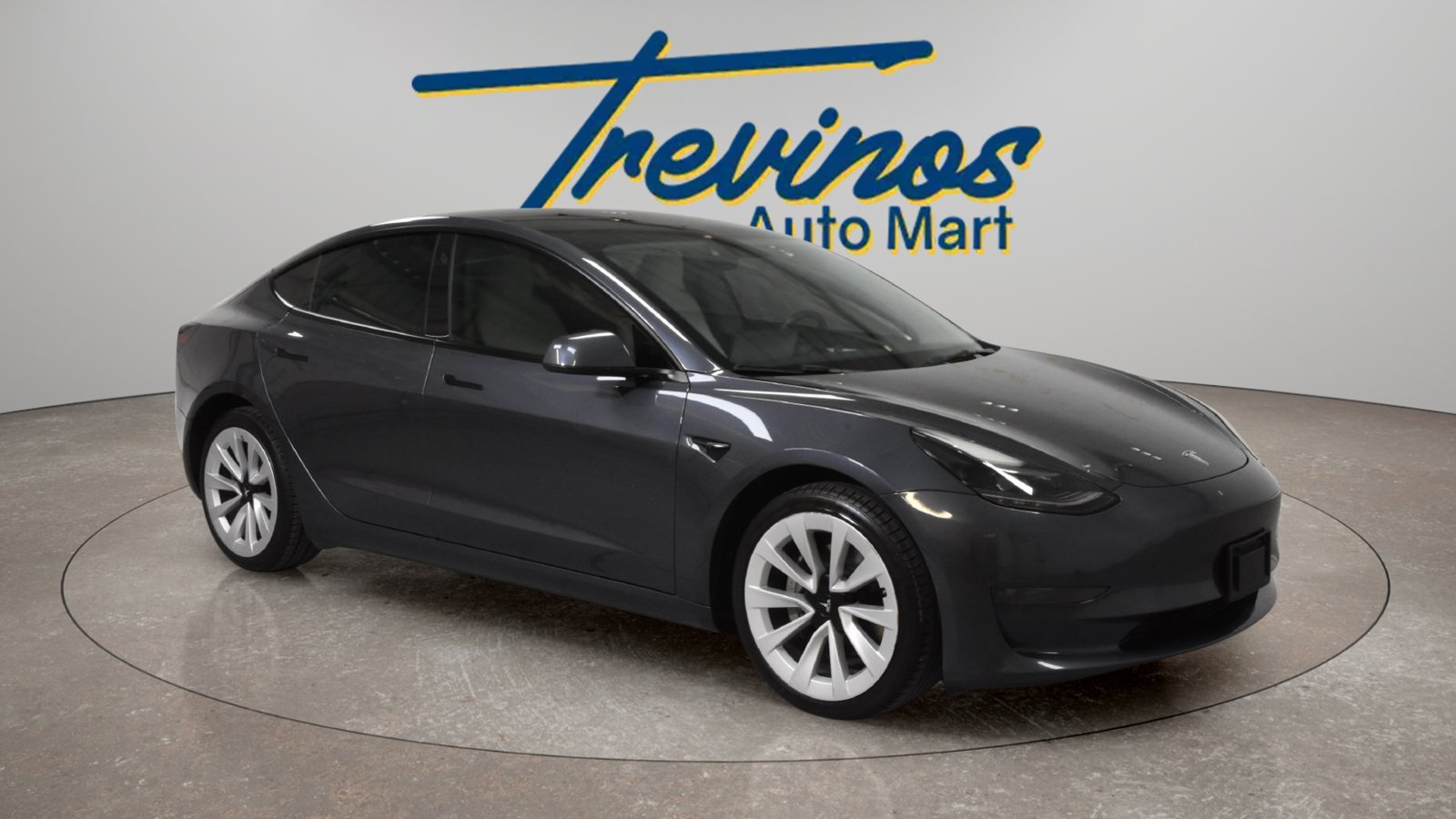 Used 2023 Tesla Model 3 Standard Range RWD image 1