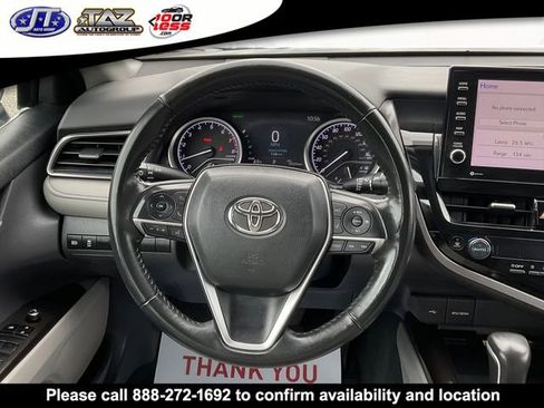 Used 2023 Toyota Camry XLE image 17