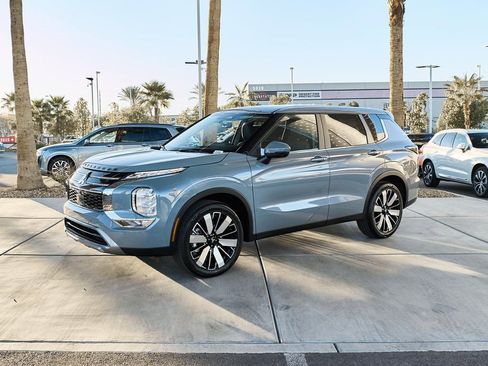 New 2026 Mitsubishi Outlander SE FWD image 4