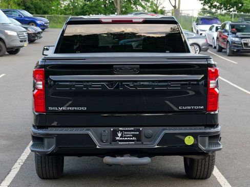 Used 2023 Chevrolet Silverado 1500 Custom AWD/4WD image 6