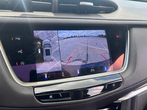 Used 2022 Cadillac XT5 Sportv w/ LPO, ONYX Package AWD/4WD image 16