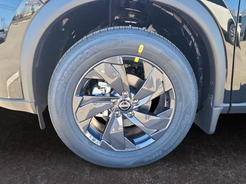 New 2026 Nissan Rogue SV w/ Cold Weather Package image 15