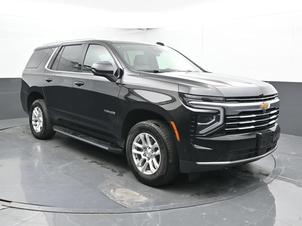 Used 2025 Chevrolet Tahoe LT AWD/4WD image 5