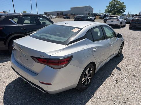 Used 2023 Nissan Sentra SV image 3