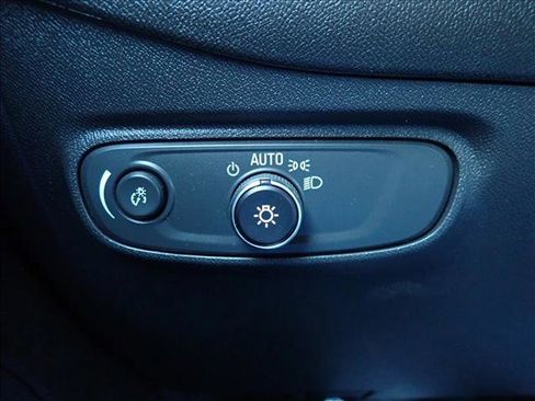 Used 2024 Chevrolet Equinox LS FWD image 20