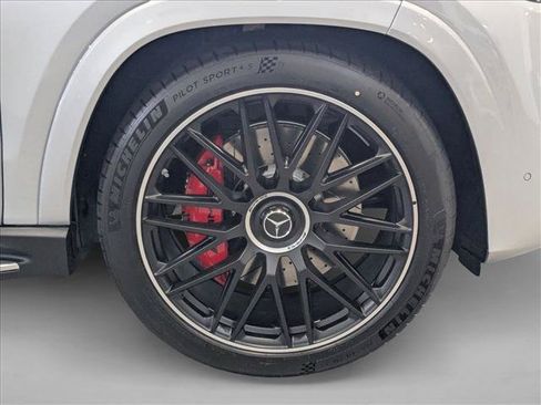 New 2026 Mercedes-Benz GLS 63 AMG 4MATIC image 10