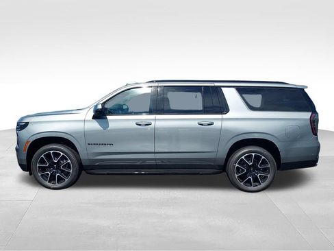 New 2026 Chevrolet Suburban RST w/ Advanced Technology Package AWD/4WD image 2