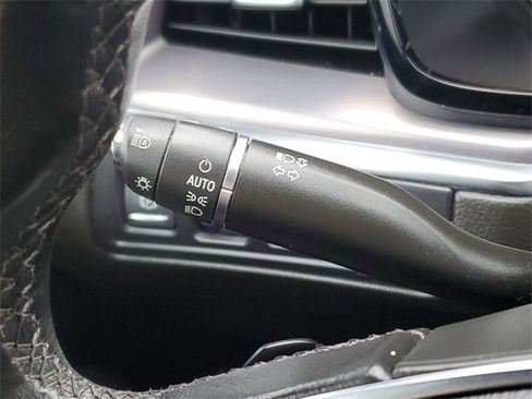 Certified 2022 Cadillac XT5 Luxury image 14