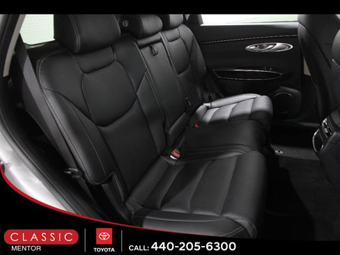 Used 2025 Genesis GV70 2.5T AWD/4WD image 19
