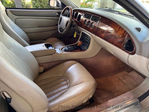 Used 1999 Jaguar XK8 Convertible image 9