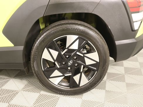 Used 2024 Hyundai Kona SEL w/ Convenience Package FWD image 18