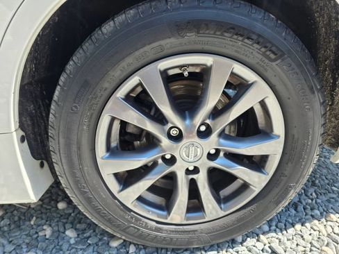 Used 2014 Nissan Altima 2.5 S w/ Sport Value Package FWD image 10