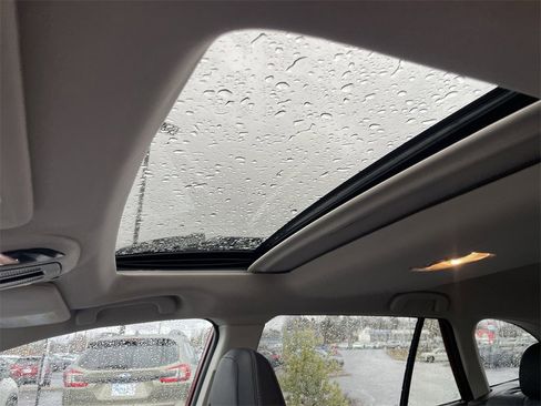 Certified 2022 Subaru Outback Limited image 10