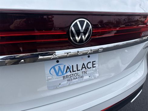 New 2026 Volkswagen Atlas SE image 6