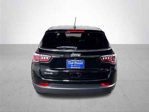 Certified 2024 Jeep Compass Sport AWD/4WD image 8