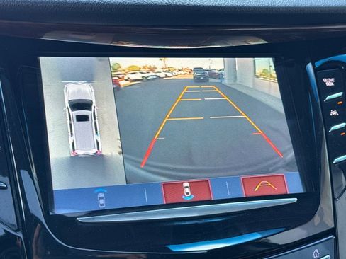 Used 2018 Cadillac Escalade ESV Premium Luxury image 29