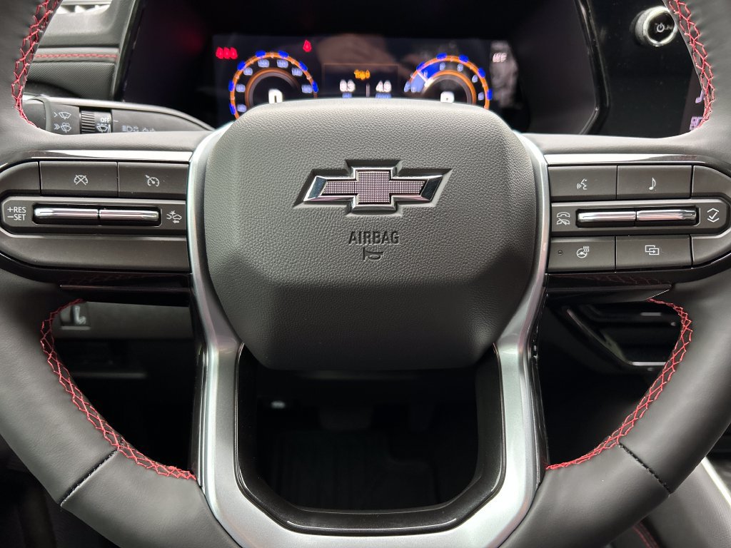 New 2026 Chevrolet Colorado Z71 w/ Midnight Edition AWD/4WD image 7