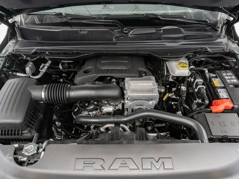 New 2026 RAM 1500 Laramie AWD/4WD image 4