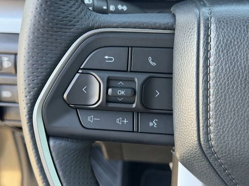 Used 2025 Toyota Tacoma TRD Sport image 24