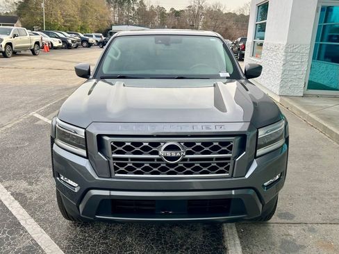 Used 2024 Nissan Frontier SL w/ Technology Package image 6