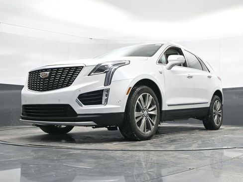 Used 2022 Cadillac XT5 Premium Luxury w/ Technology Package image 48