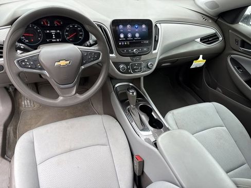 Used 2020 Chevrolet Malibu LS w/ Driver Confidence Package II image 12