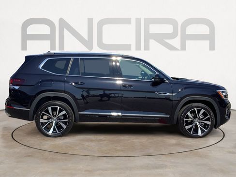 New 2026 Volkswagen Atlas SEL Premium R-Line AWD/4WD image 9