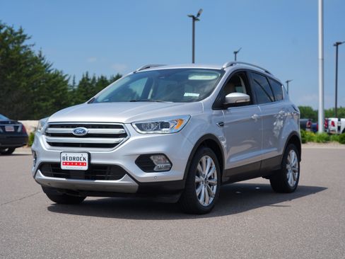 Used 2017 Ford Escape Titanium w/ Equipment Group 301A AWD/4WD image 7