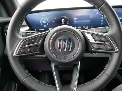 Certified 2025 Buick Enclave Preferred image 25