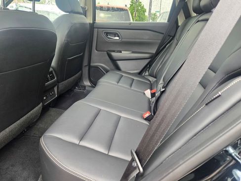 Used 2024 Nissan Rogue SL w/ SL Premium Package AWD/4WD image 26