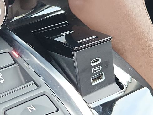 Certified 2025 Acura MDX SH-AWD w/ Advance Package image 27