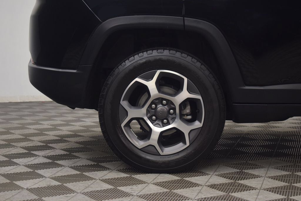 Used 2022 Jeep Compass Trailhawk w/ Trailhawk Elite Group AWD/4WD image 28