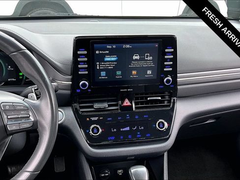 Used 2020 Hyundai Ioniq SE FWD image 9
